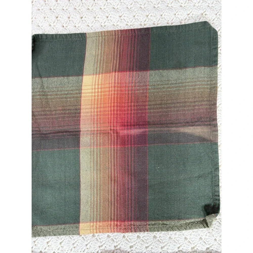 Unbranded plaid cloth